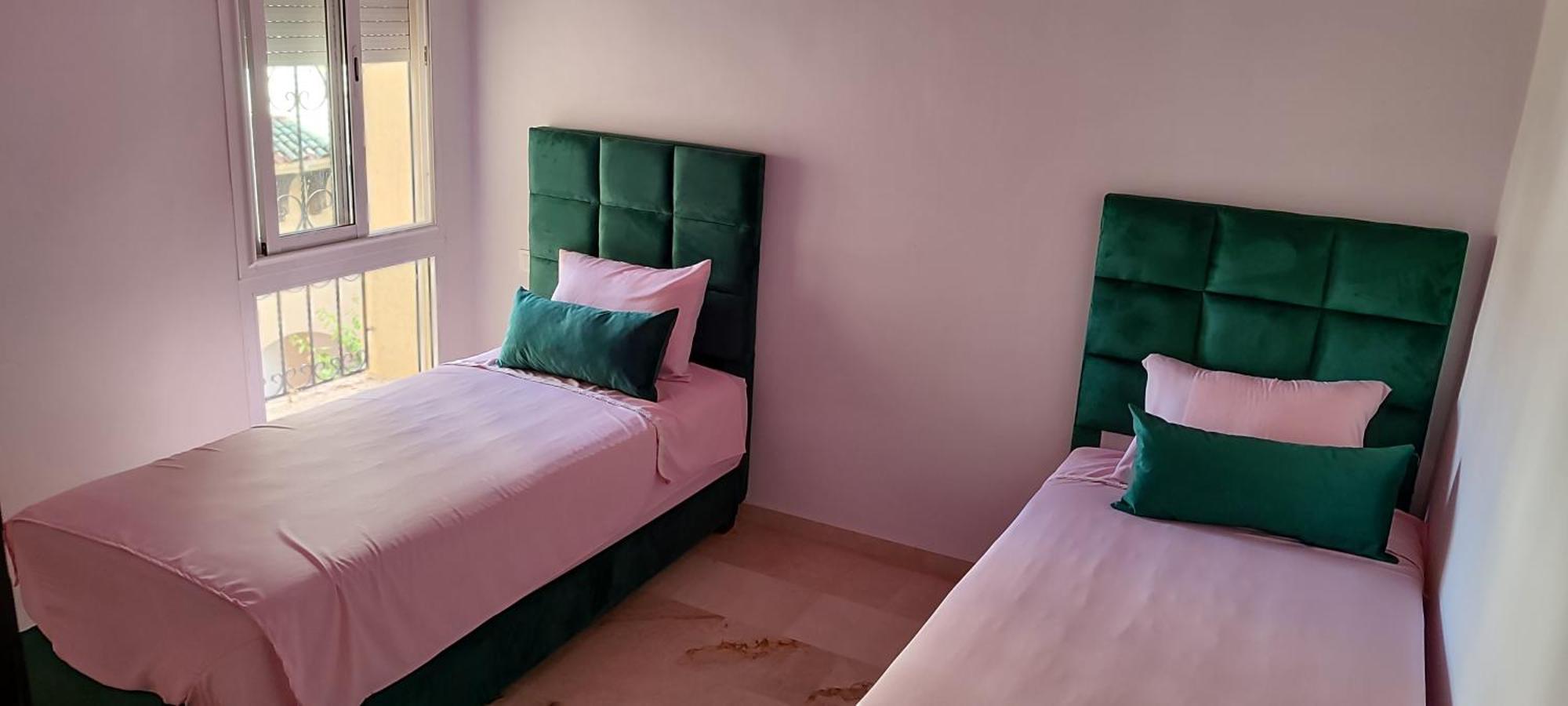 Fes Urban Apartment - Urban Elegance With Garden And Pool Access ภายนอก รูปภาพ
